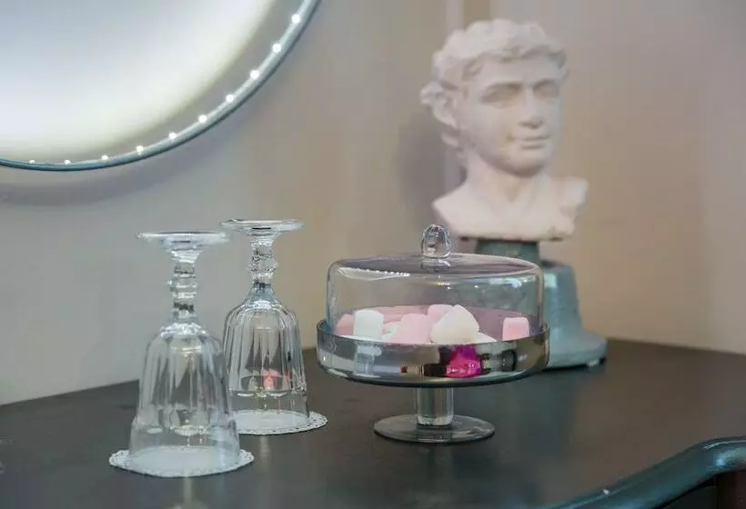 スーペリアールーム, La Suite
