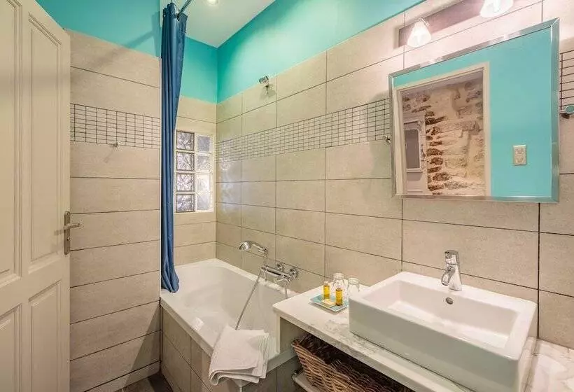 スーペリアールーム, La Suite