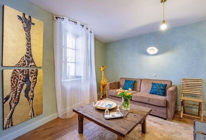 ジュニアスイート, La Suite