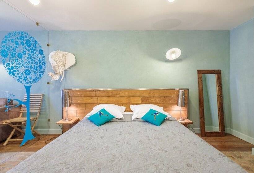 Полулюкс, La Suite