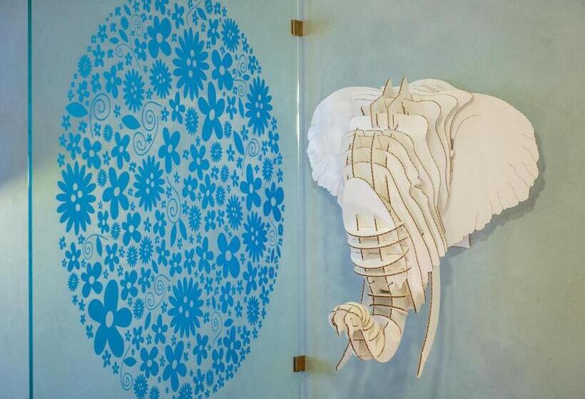 ジュニアスイート, La Suite