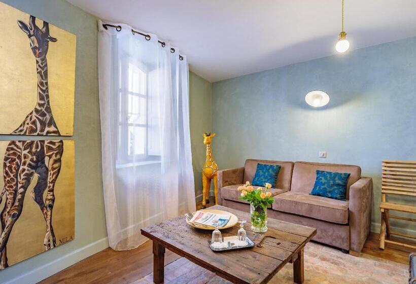 ジュニアスイート, La Suite