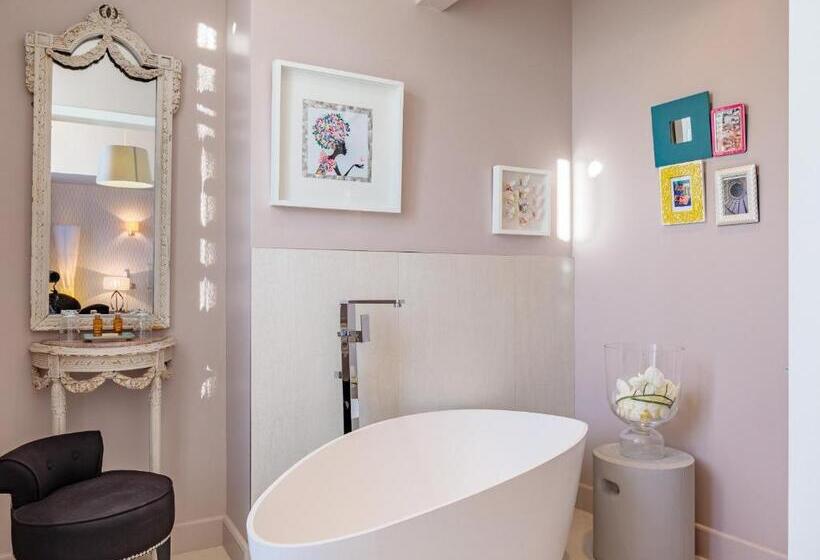 ガーデンビュースイート, La Suite