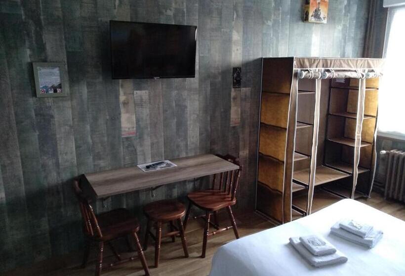 חדר סטנדרט לשלושה, Angelys