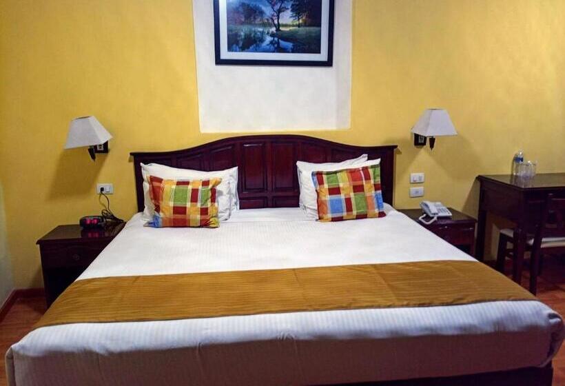 חדר סטנדרט עם מיטת קינג, Madan Cardenas