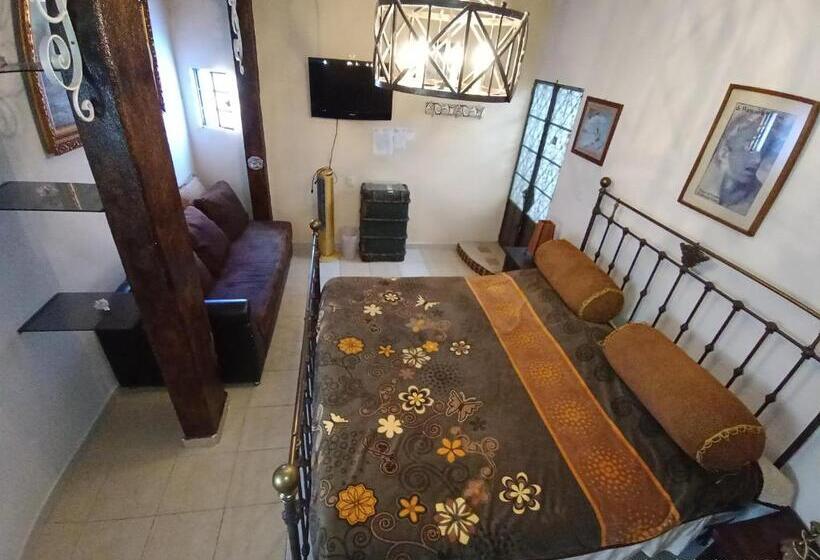 バスタブ付きスーペリアールーム, Posada Spa Antigua Casa Hogar
