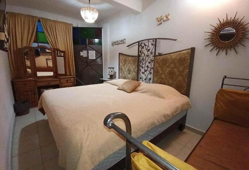 バスタブ付きスーペリアールーム, Posada Spa Antigua Casa Hogar