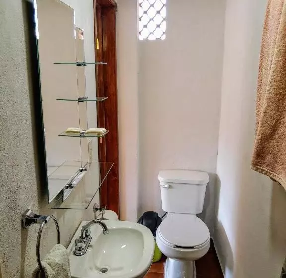 スタンダードトリプルルーム, Posada Spa Antigua Casa Hogar