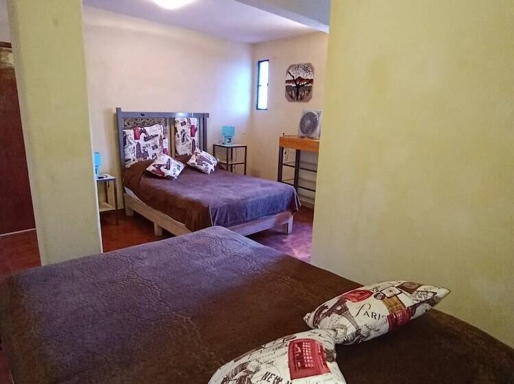 スタンダード４人部屋, Posada Spa Antigua Casa Hogar