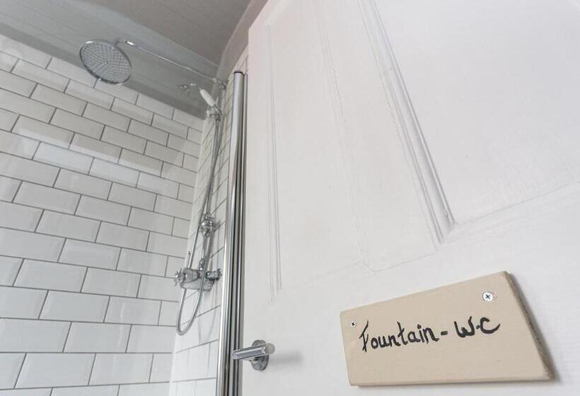 Номер Стандарт, The Crown Guest House