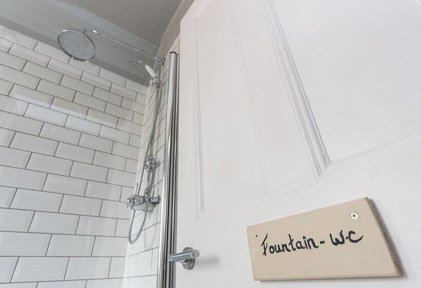 Номер Стандарт, The Crown Guest House