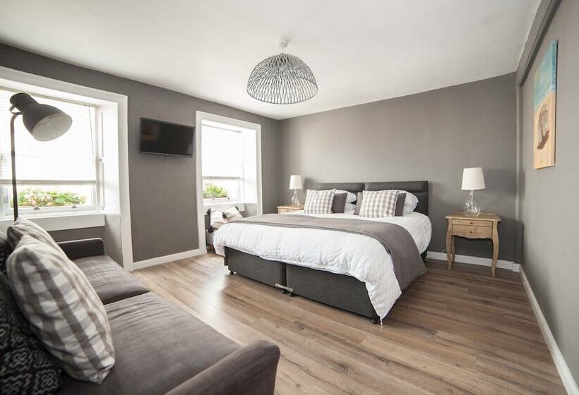 Номер Стандарт, The Crown Guest House