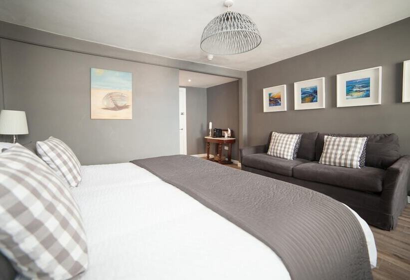 Номер Стандарт, The Crown Guest House