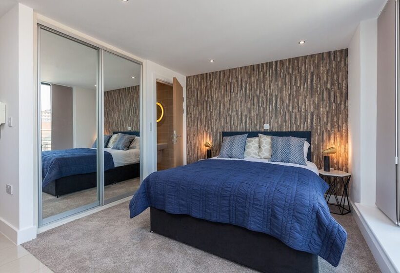 استوديو إدارى, Kspace @ The Point