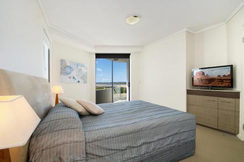 带2个卧室带海景的公寓, Waves Maroochy River