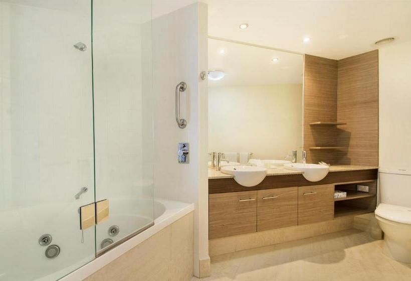 آپارتمان 2 خوابه با چشمانداز دریا, Waves Maroochy River