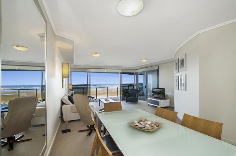 آپارتمان 1 خوابه, Waves Maroochy River