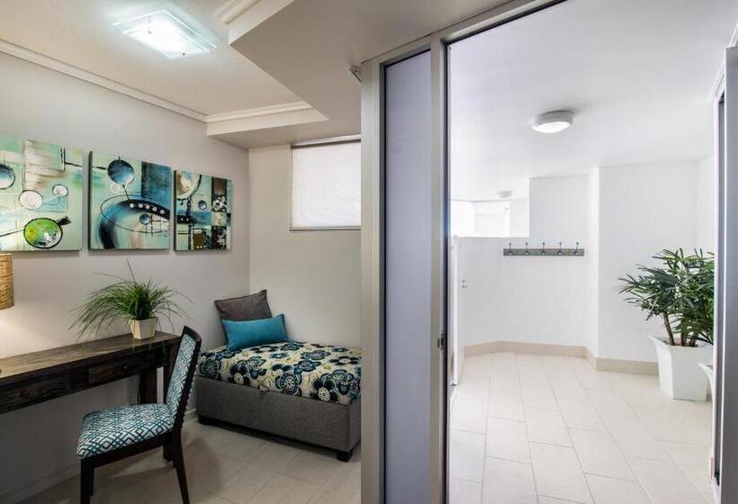 Апартаменты Deluxe 1 Спальня, Waves Maroochy River