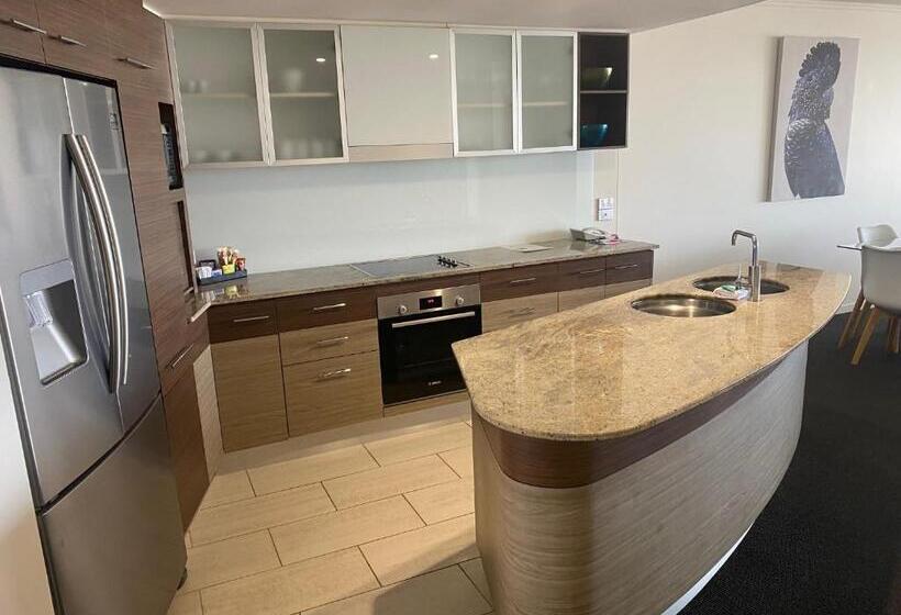 Апартаменты Deluxe 1 Спальня, Waves Maroochy River