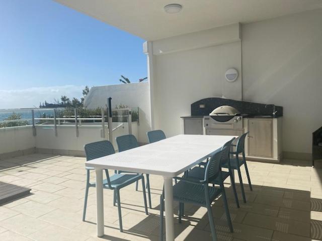 آپارتمان 1 خوابه همکف, Waves Maroochy River