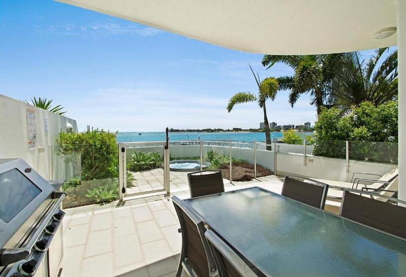 آپارتمان 1 خوابه همکف, Waves Maroochy River