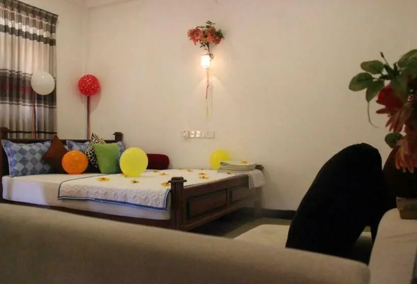 スタンダードルーム, Miheen Hotel & Resort   Anuradhapura