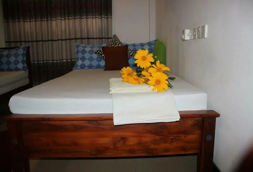 デラックスファミリールーム, Miheen Hotel & Resort   Anuradhapura