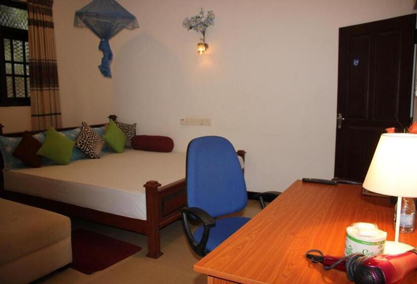 חדר דלוקס, Miheen Hotel & Resort   Anuradhapura