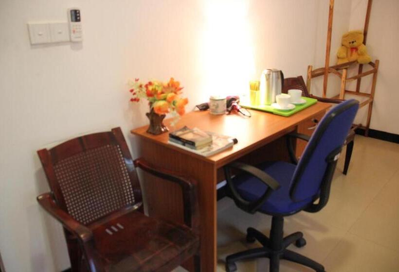 デラックスルーム, Miheen Hotel & Resort   Anuradhapura