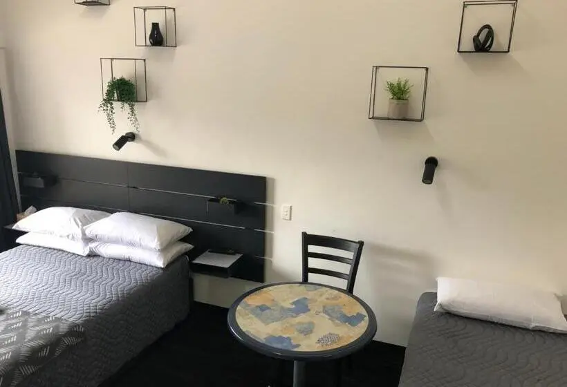Basic Kolmen Hengen Huone, Blue Gums Hotel Motel