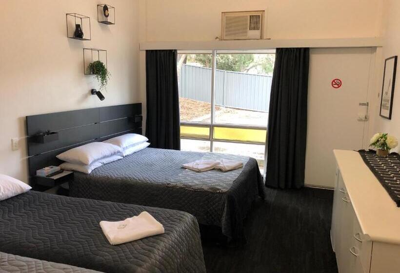 패밀리 룸, Blue Gums Hotel Motel