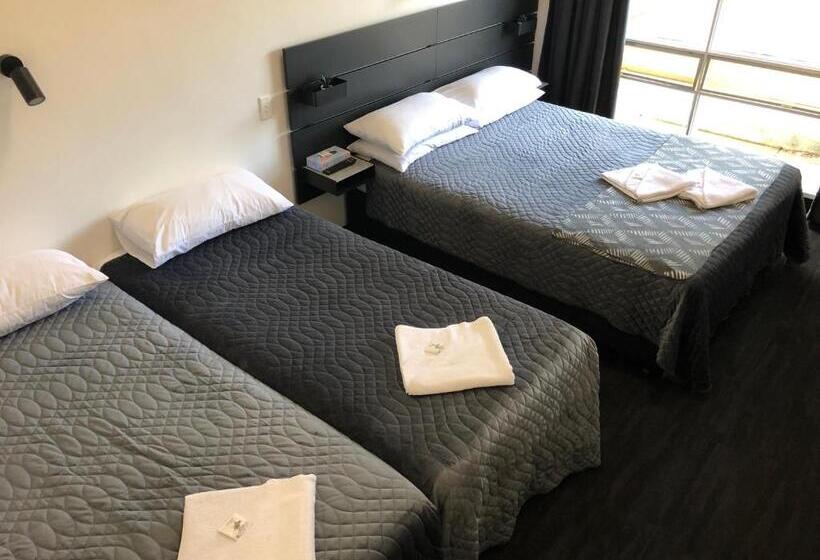 패밀리 룸, Blue Gums Hotel Motel