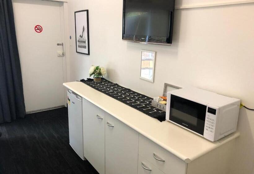 패밀리 룸, Blue Gums Hotel Motel