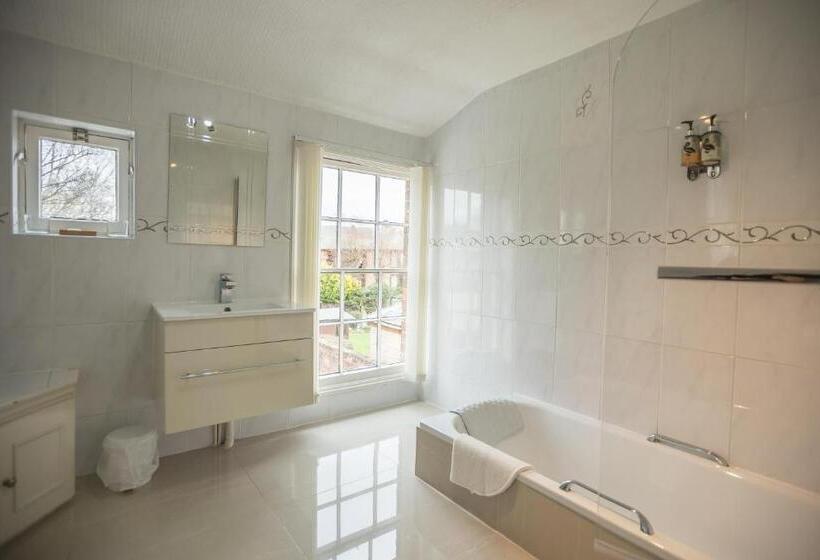 スタンダードルーム, Beaufort Lodge