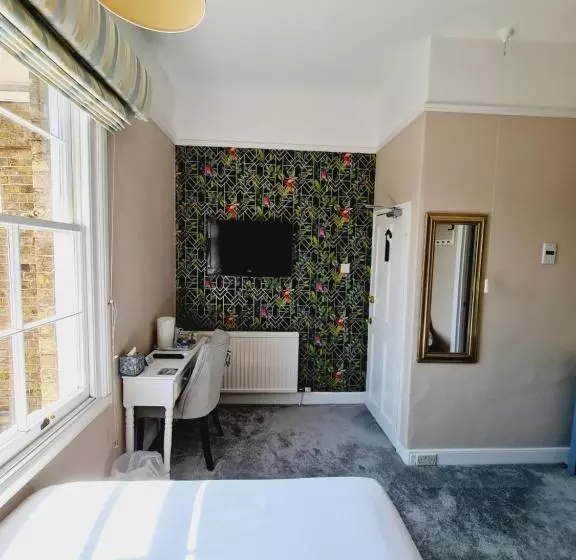 Deluxe Yhden Hengen Huone, Beaufort Lodge