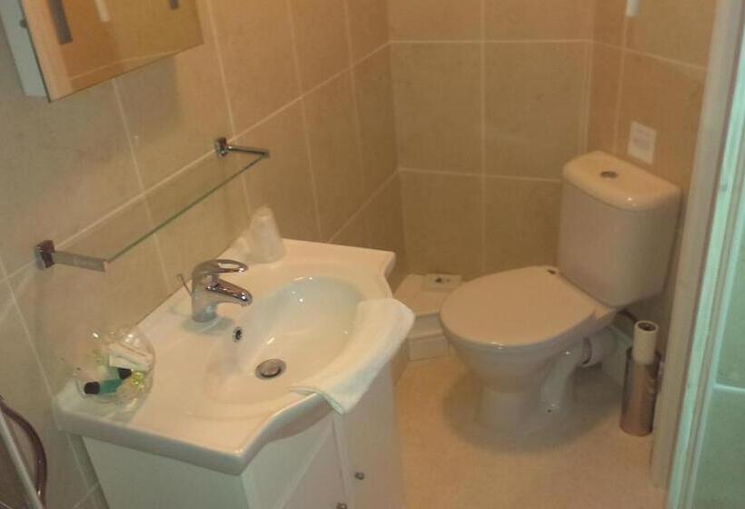 标准间, Pant Teg B & B