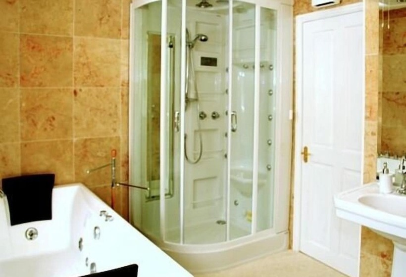 标准间, Pant Teg B & B