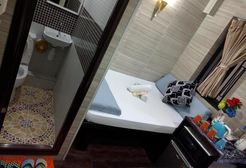 اتاق استاندارد یک نفره, Germany Hostel Block D