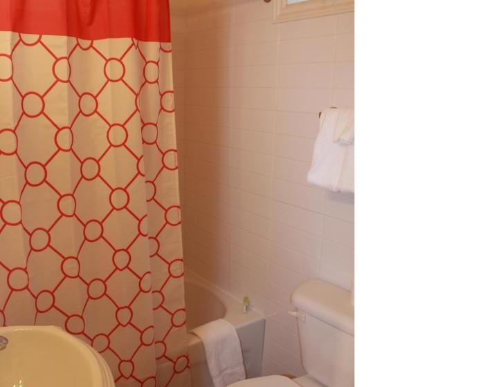 Номер Стандарт 2 Двуспальные Кровати, Grand Motel Saint Hubert