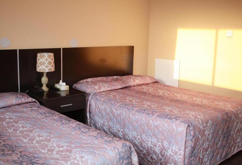 Номер Стандарт 2 Двуспальные Кровати, Grand Motel Saint Hubert