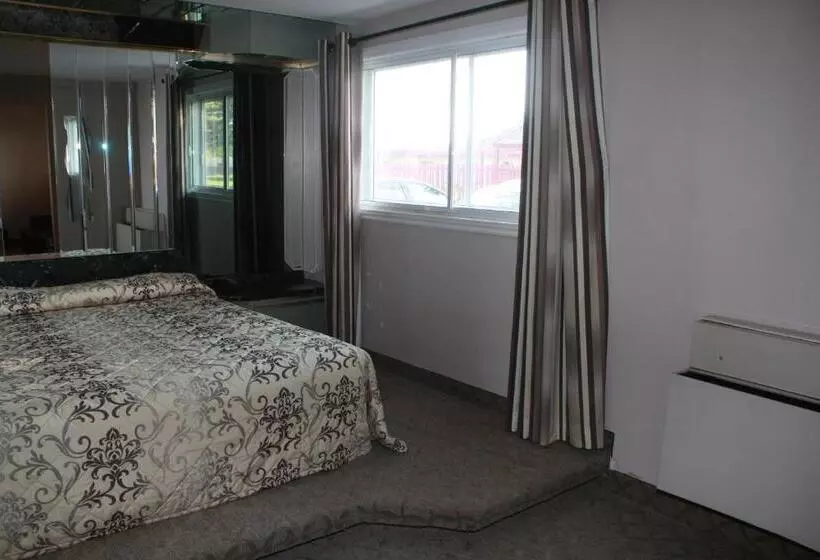 デラックススイート, Grand Motel Saint Hubert