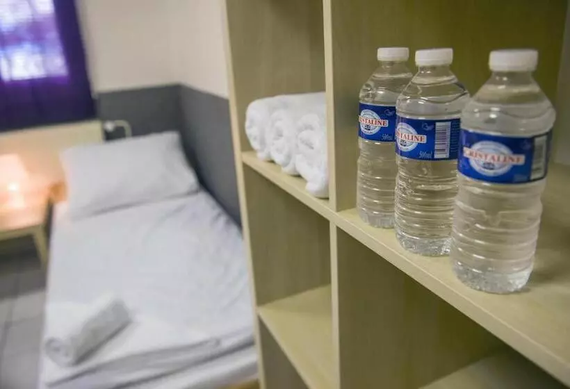 Standard Kolmen Hengen Huone Jaettu kylpyhuone, Hostel Seven