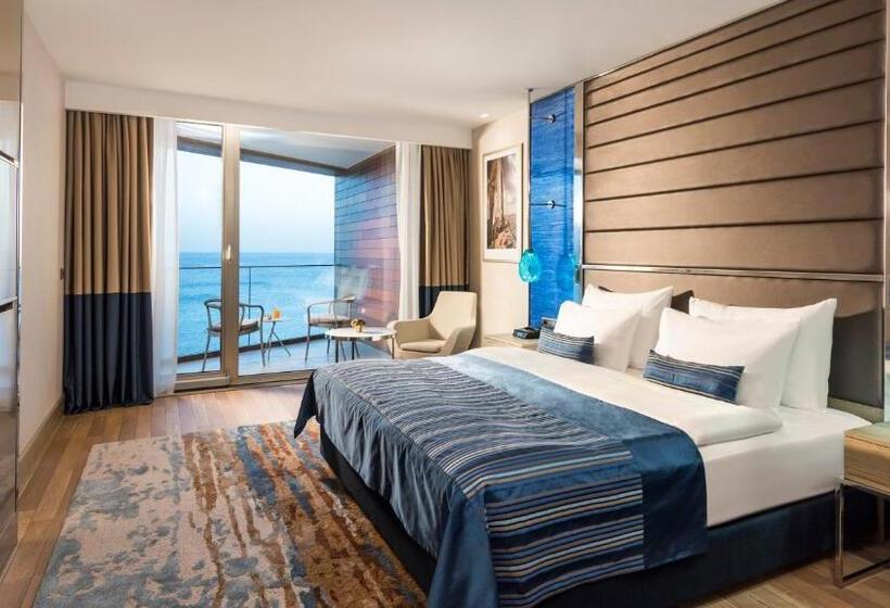 سوییت جونیور کلاب, Crowne Plaza Florya Istanbul, An Ihg