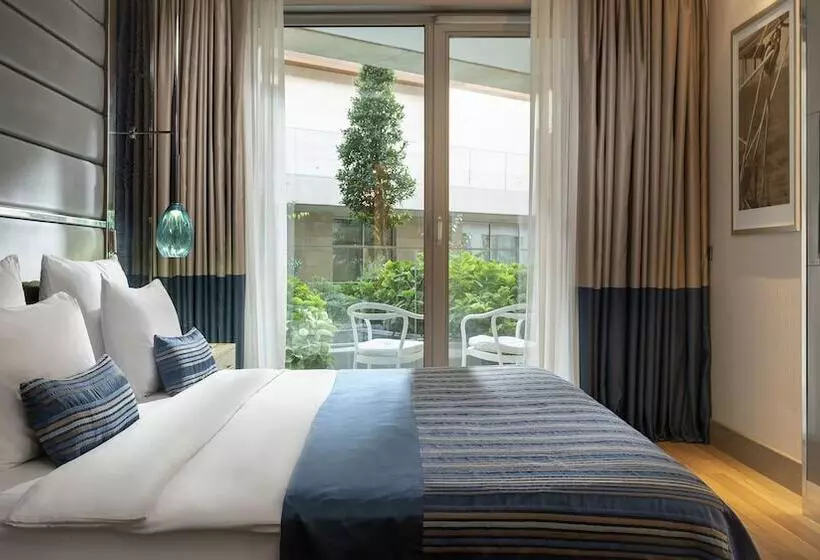 キングサイズベッドのジュニアスイート, Crowne Plaza Florya Istanbul, An Ihg