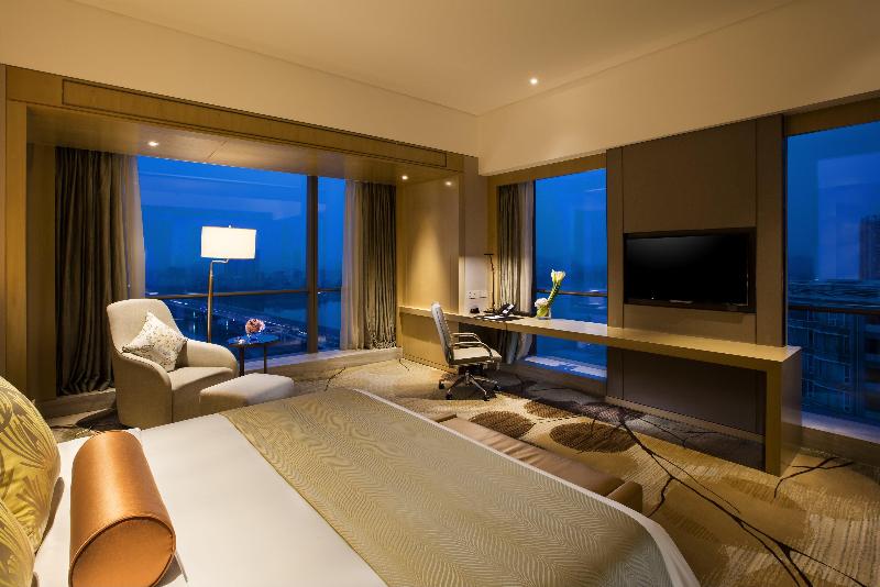 Номер Стандарт Вид на Реку, Crowne Plaza Fuzhou Riverside, An Ihg
