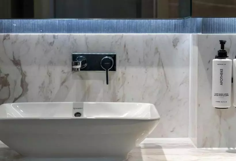 キングサイズベッドのジュニアスイート, Crowne Plaza Florya Istanbul, An Ihg