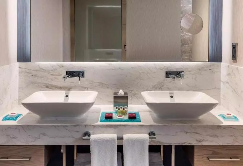 クラブジュニアスイート, Crowne Plaza Florya Istanbul, An Ihg