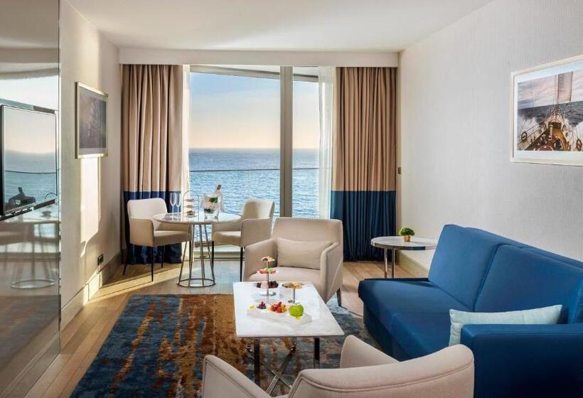 سوییت جونیور کلاب, Crowne Plaza Florya Istanbul, An Ihg