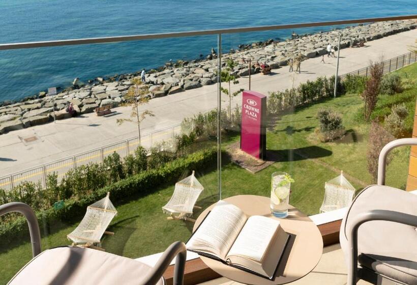 Junior Suite King Bed, Crowne Plaza Florya Istanbul, An Ihg