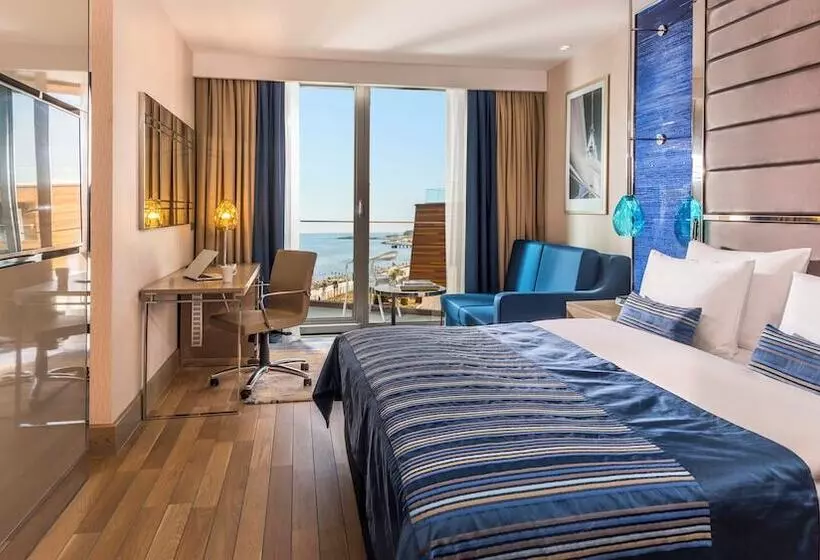サイドオーシャンビューのプレミアムルーム, Crowne Plaza Florya Istanbul, An Ihg